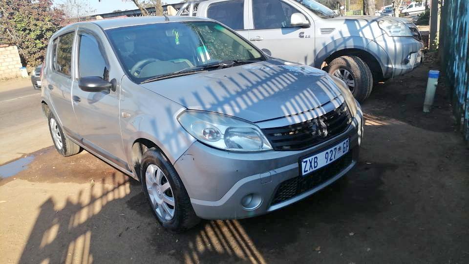 Renault sandero 1.6 2010